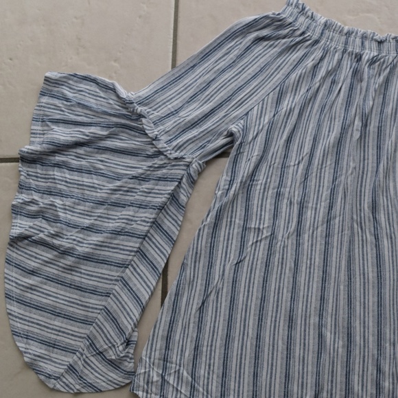 Time and Tru Blue Stripe Off Shoulder Peasant Top - Picture 4 of 5